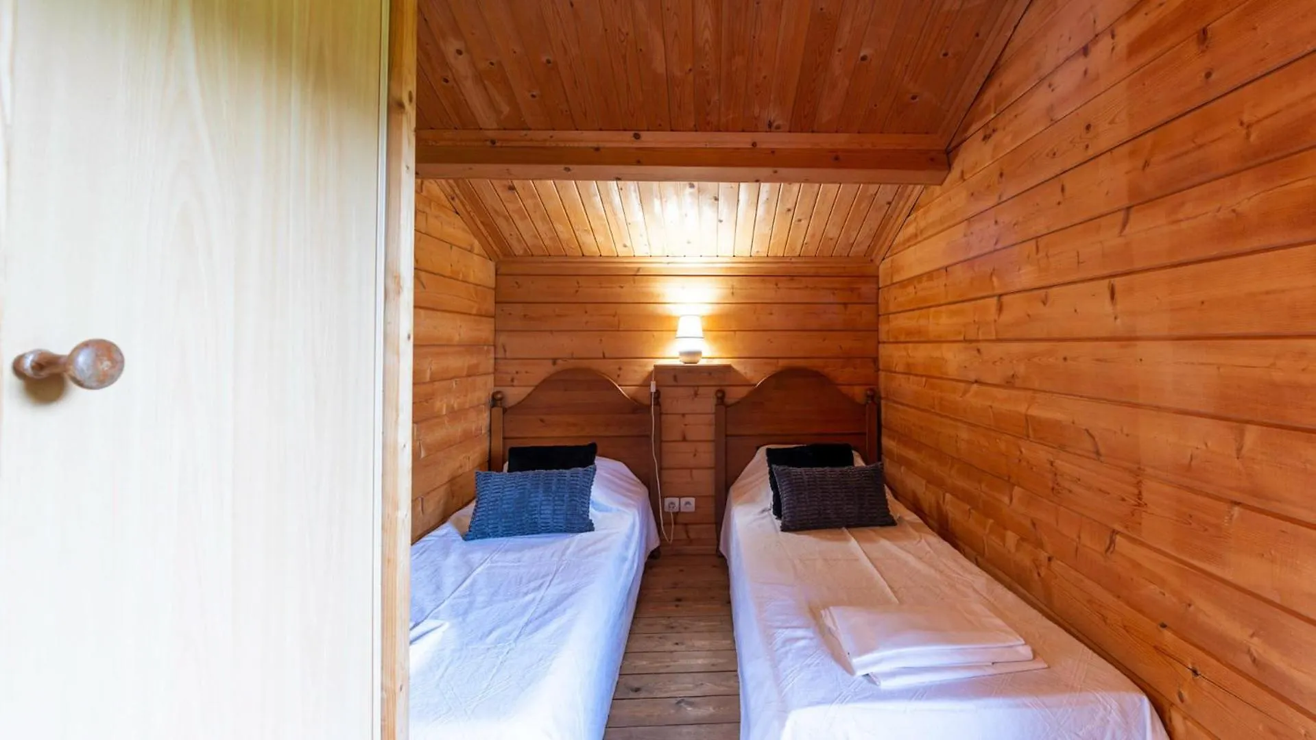 Bois De Champelle -7- Magnifique Chalet 8 Pers Morillon 0*,  France